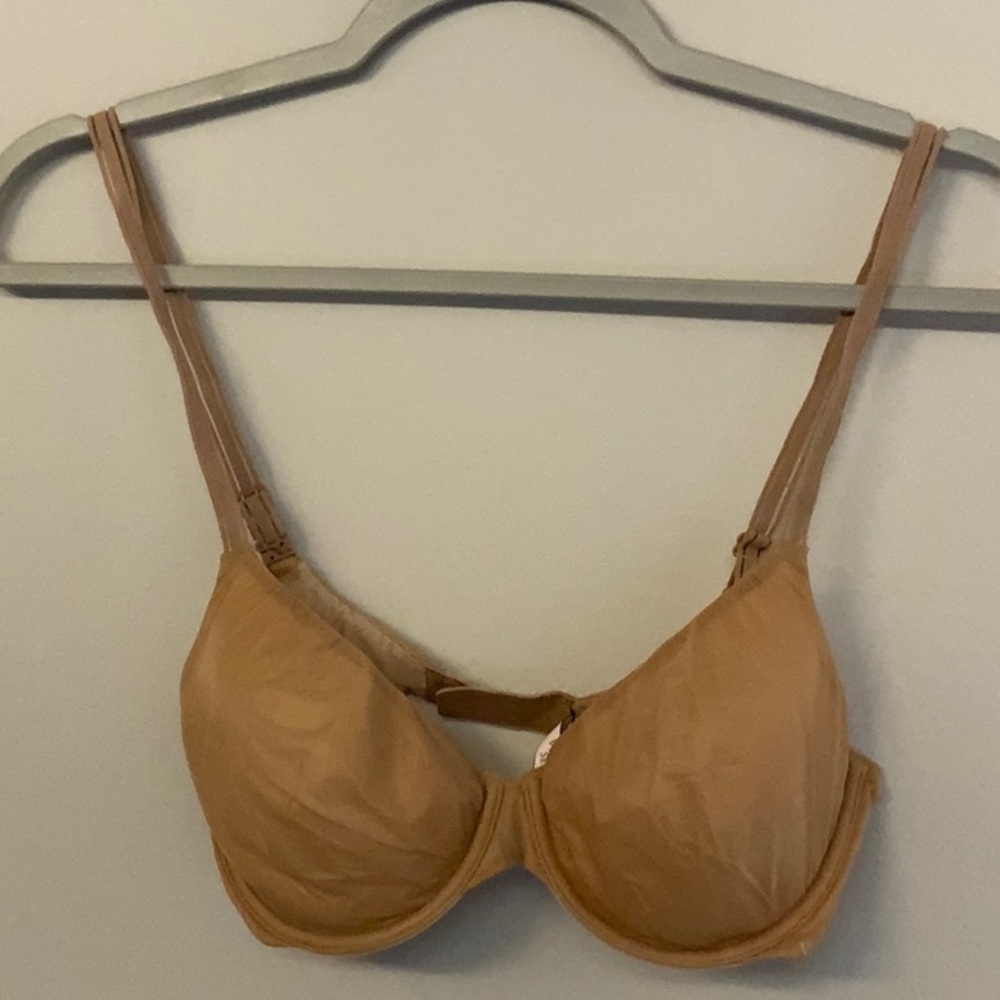 Victoria's Secret lined perfect coverage bra, beige, size 32D